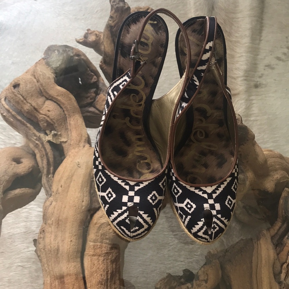 Shoes - Picture 3 of 3